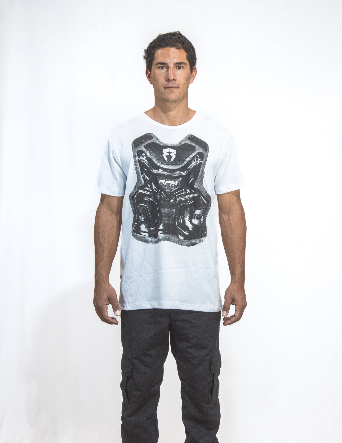 REMERA PECHERA BLANCA